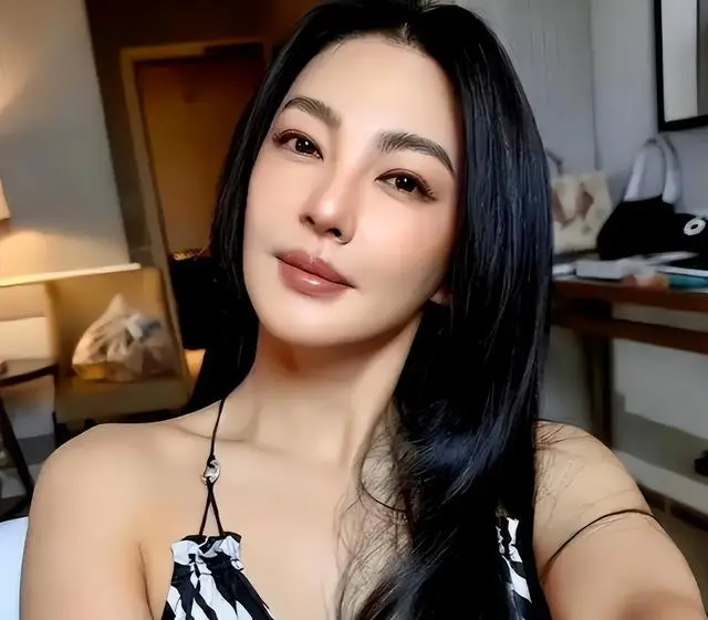 张雨绮税务问题爆料_娱乐圈违规生育新闻_明星的离谱黑料,