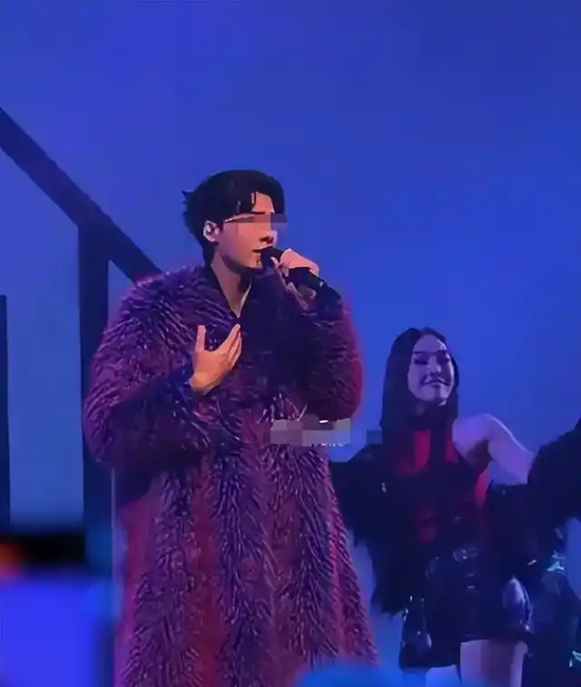 娱乐圈复出的明星_张嘉倪复出事件_年底黑料明星扎堆复出,